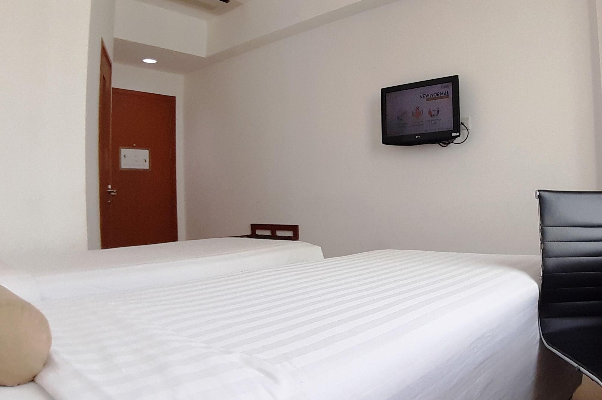 Park Hotel Cawang Jakarta Exterior foto